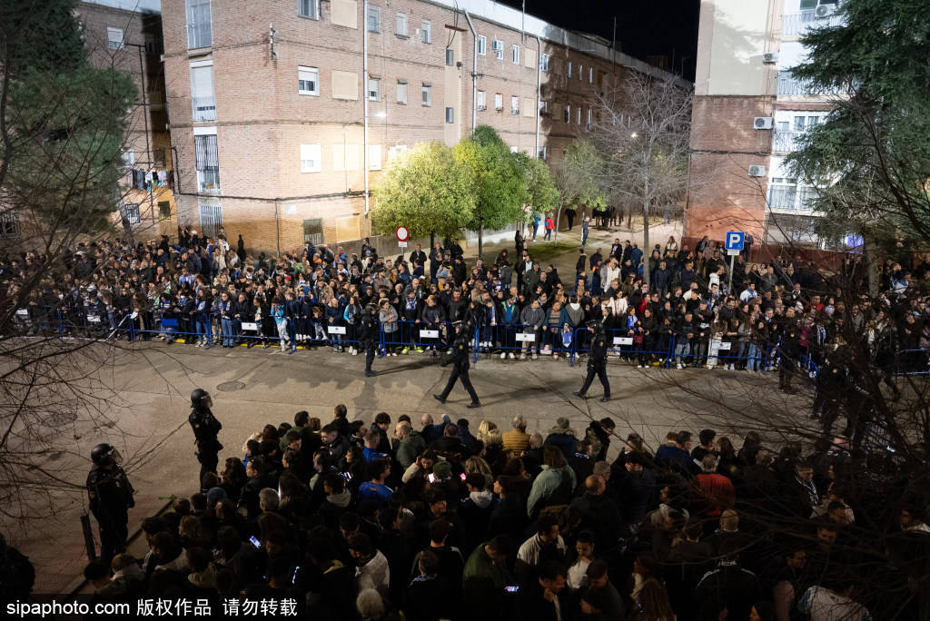 “这是解散俱乐部的理由！”：汤马斯·瓜什怒指皇马让姆巴佩带伤上阵的不可原谅